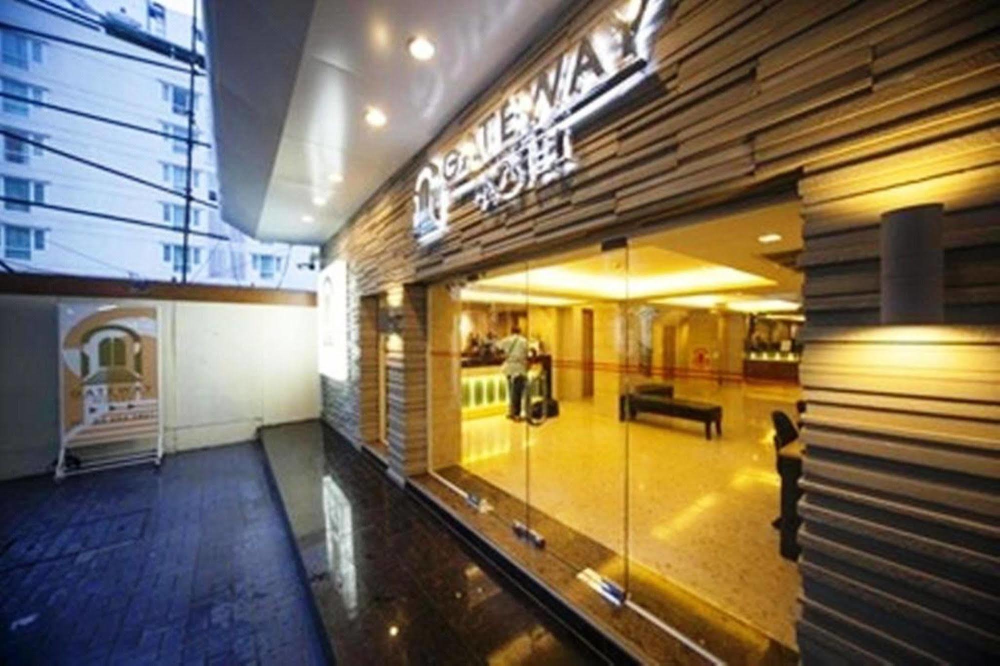 Gateway Hotel Pratunam Bangkok Esterno foto